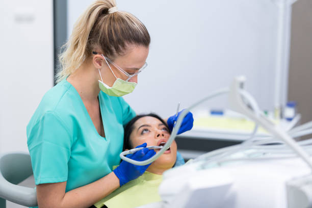 Best Cosmetic Emergency Dentistry in Maumee, OH